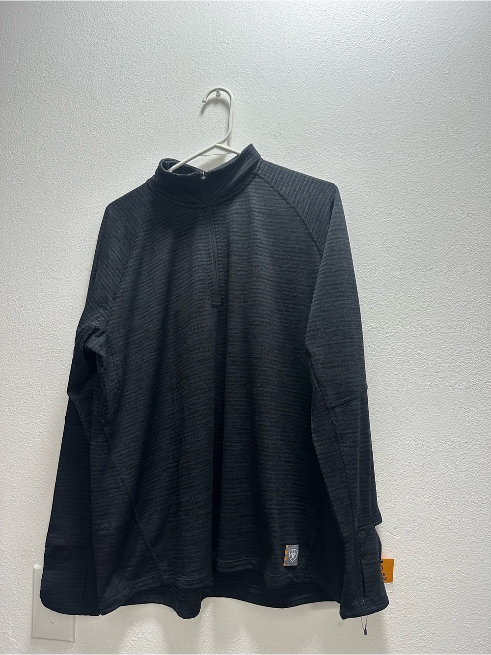 Ariat men’s quarter zip